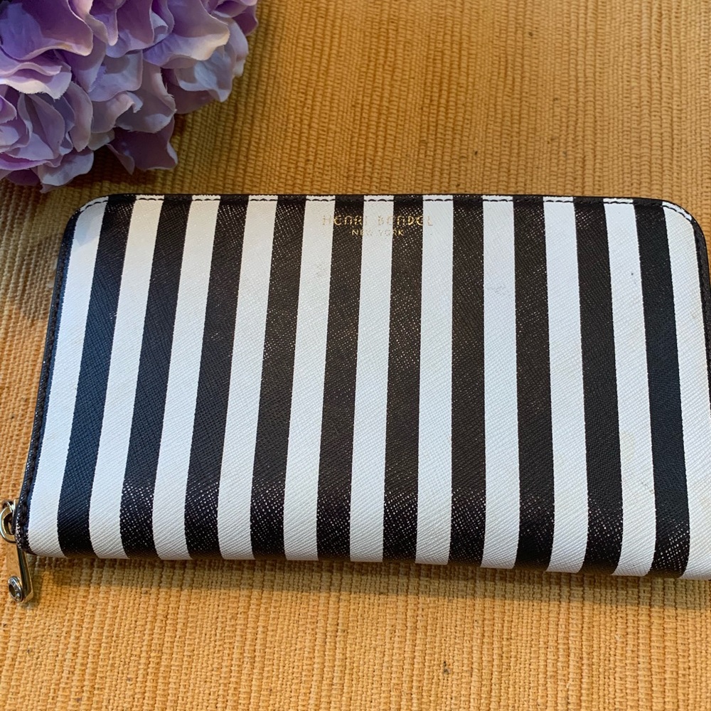Henri Bendel Centennial Wallet